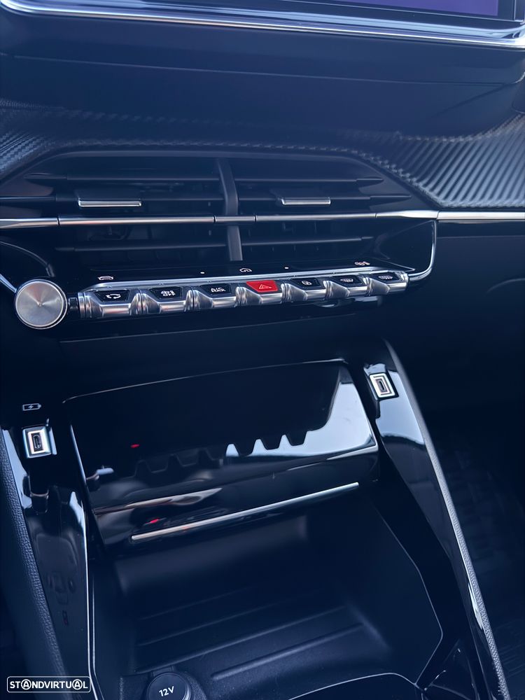 Peugeot e-208 51 kWh Allure - 39