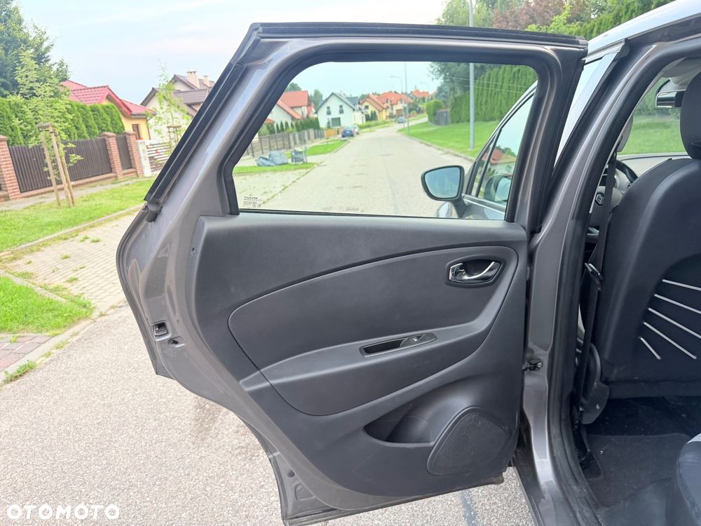 Renault Captur - 23