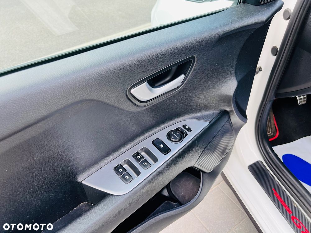 Kia Rio 1.0 T-GDI 100 GT Line - 28