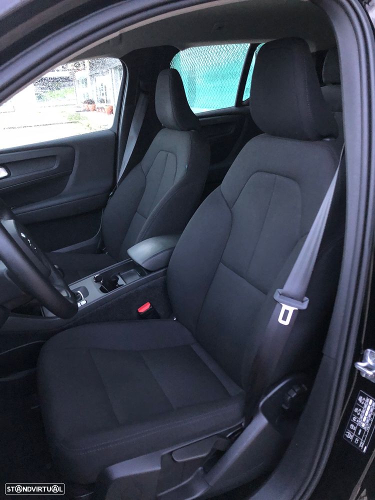 Volvo XC 40 1.5 T2 Momentum Plus - 21