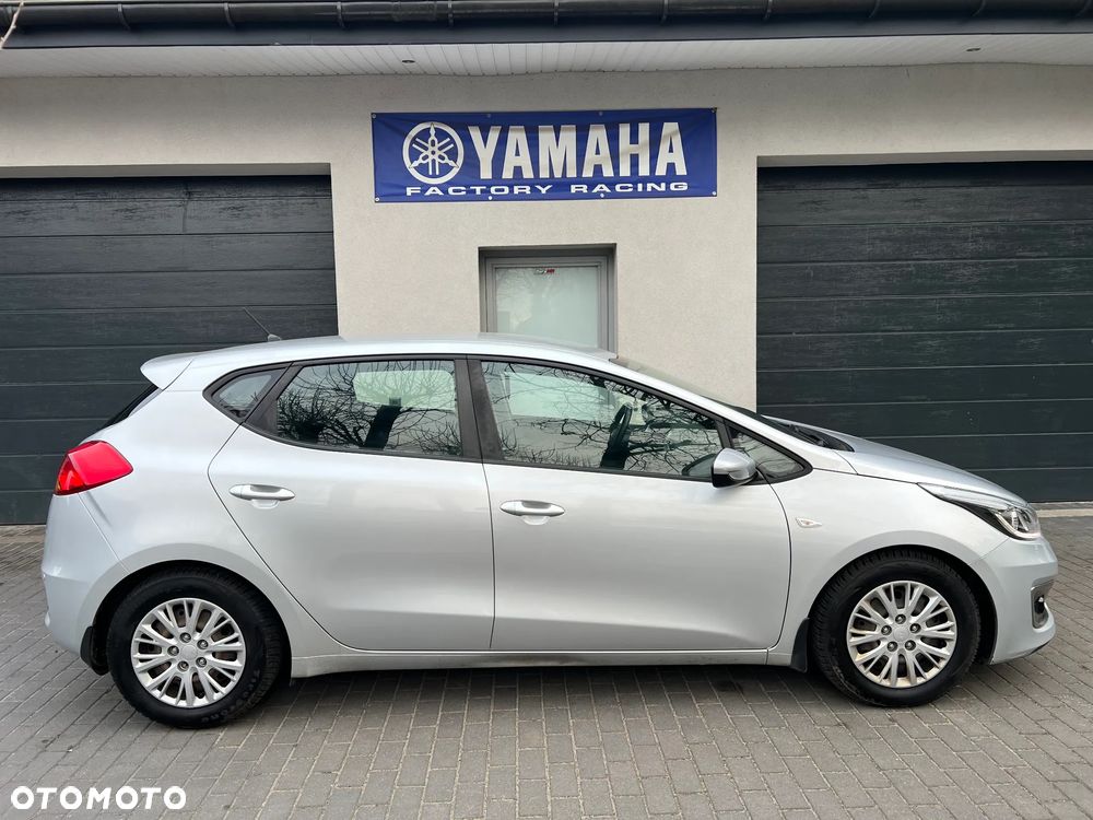 Kia Ceed 1.6 CRDi L - 4
