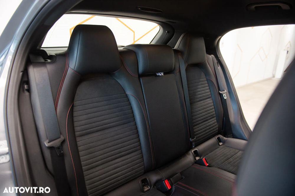 Mercedes-Benz GLA 200 d 4MATIC Aut. - 8