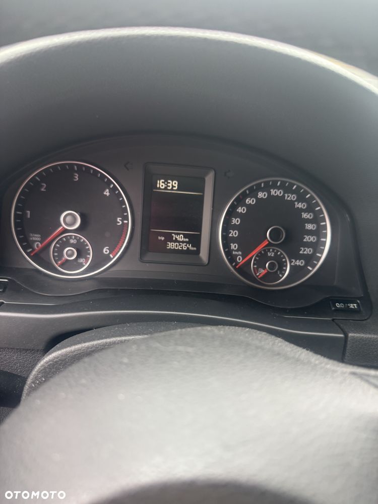 Volkswagen Golf Plus 2.0 TDI Highline - 10