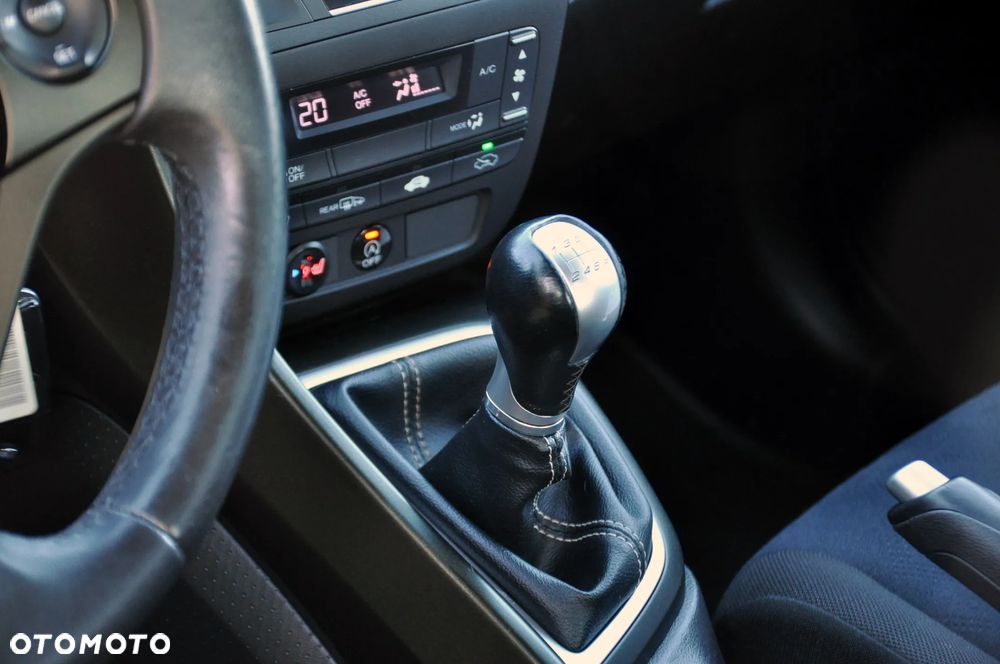 Honda Civic 1.4 i-VTEC - 20