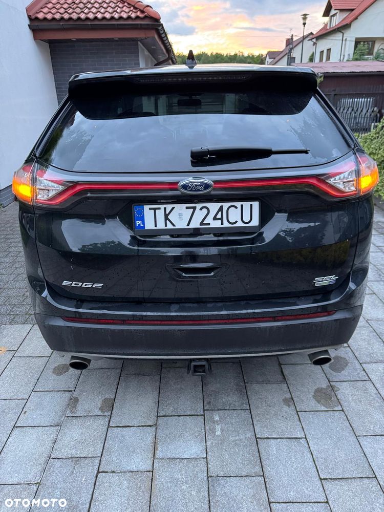 Ford Edge - 16