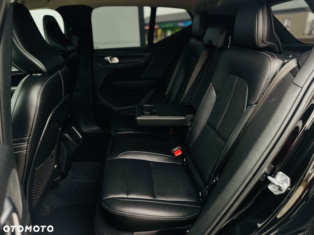 Volvo XC 40 D3 Momentum Pro - 29