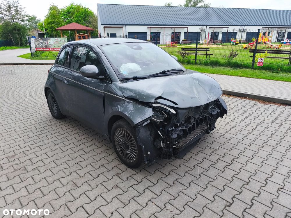 Fiat 500e 42kWh ICON - 3