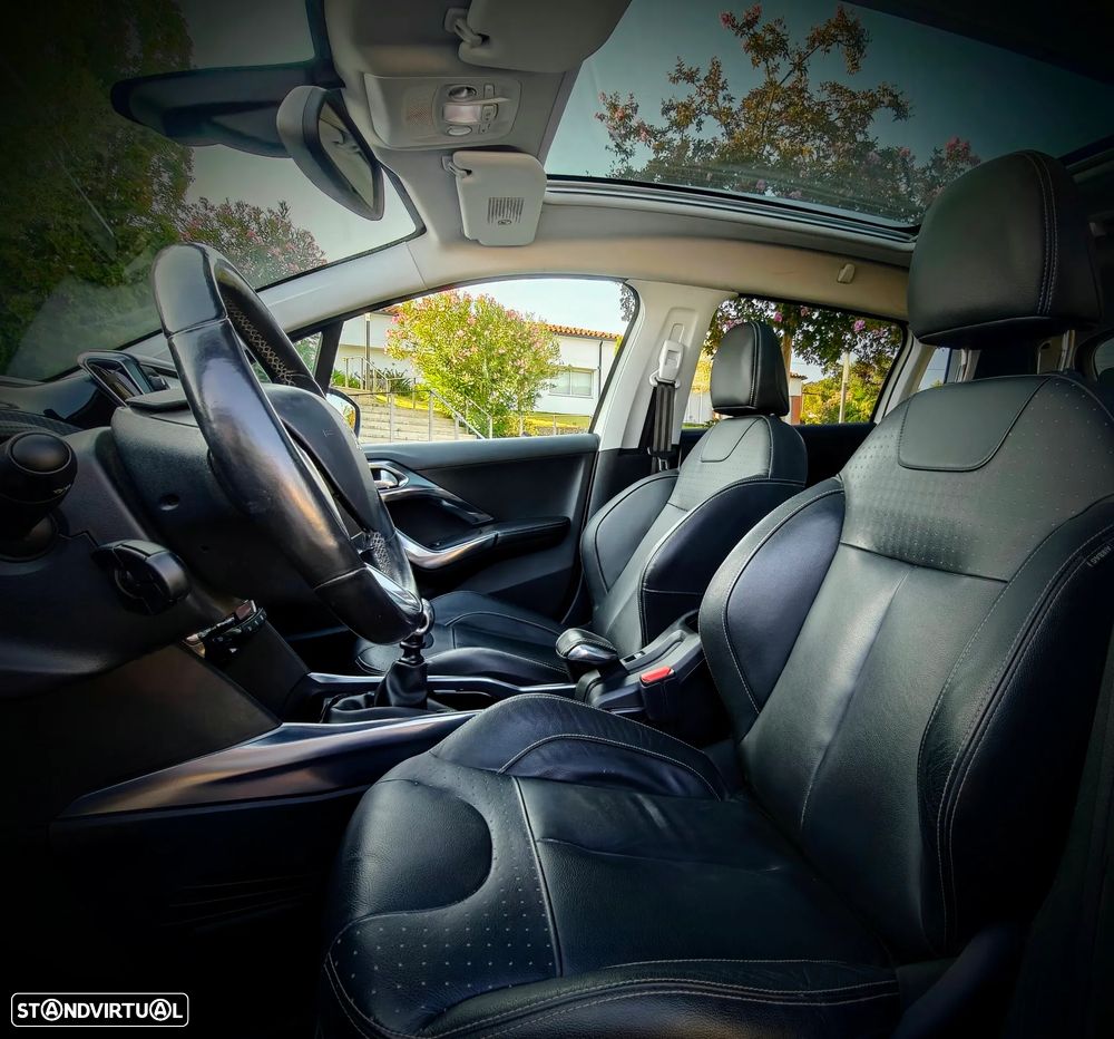 Peugeot 2008 BlueHDi FAP 120 STOP & START GT-Line Edition - 17