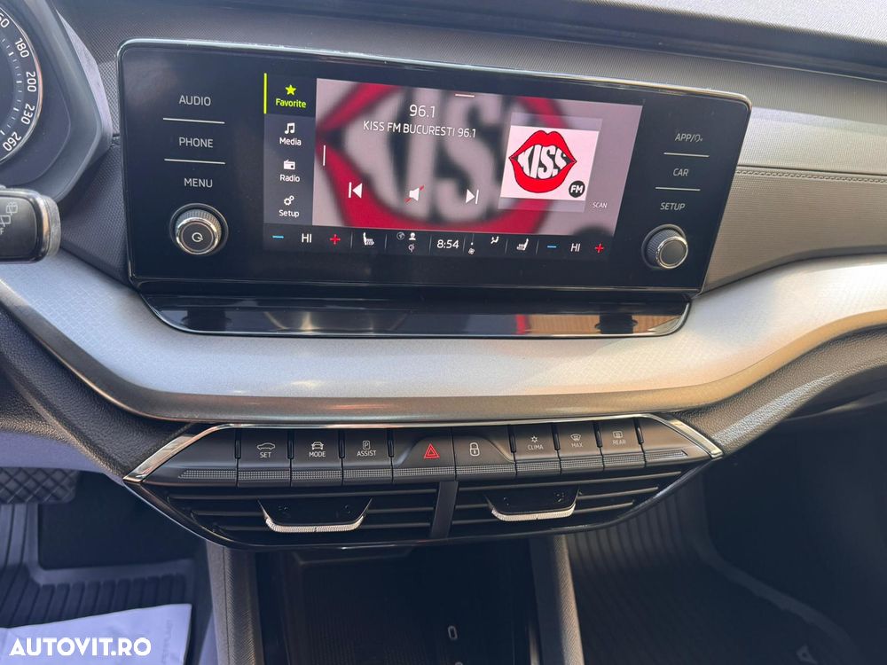 Skoda Octavia 2.0 TDI DSG Ambition - 14