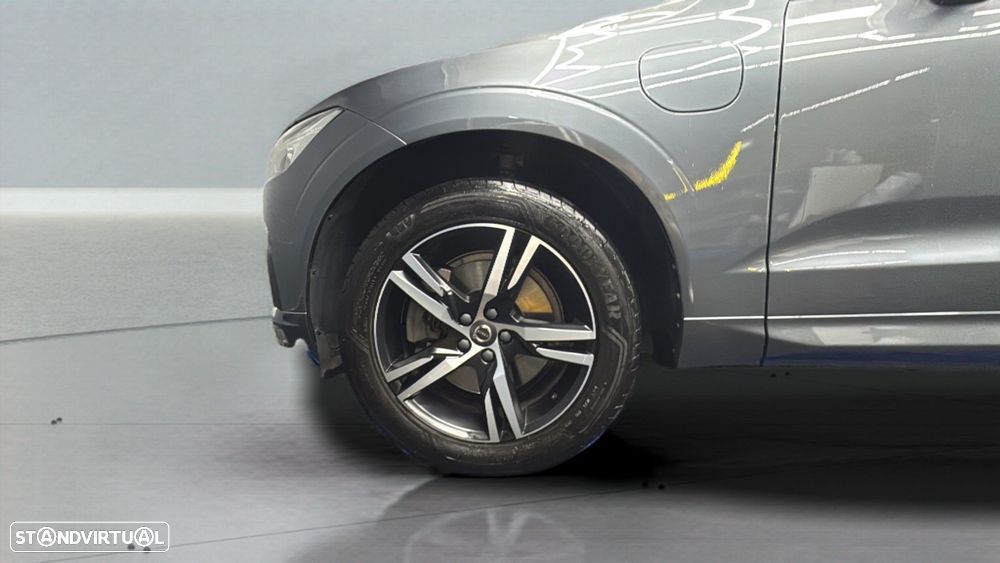 Volvo XC 60 2.0 T8 PHEV R-Design AWD - 23