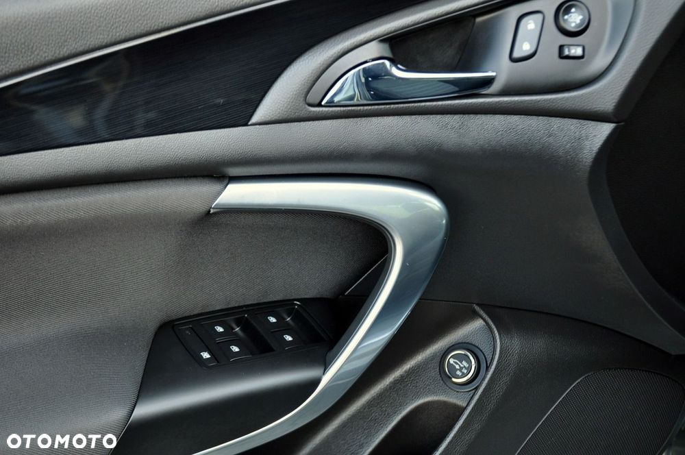 Opel Insignia - 37