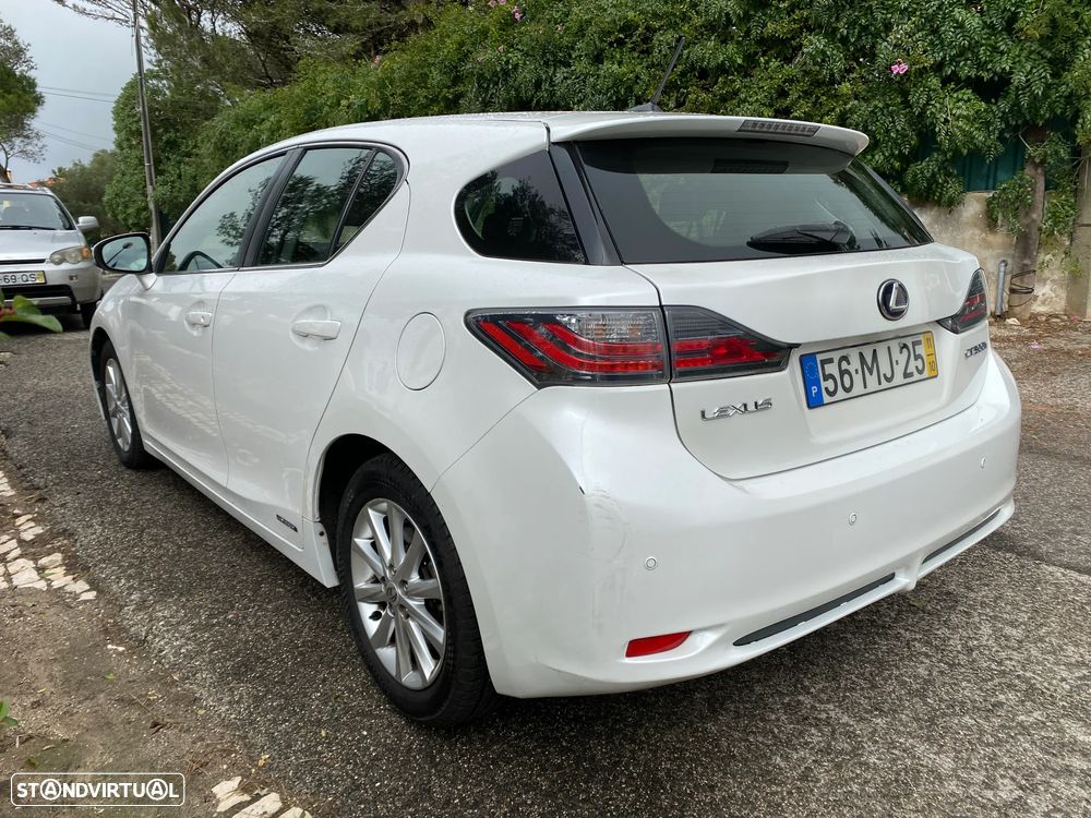 Lexus CT 200h - 7