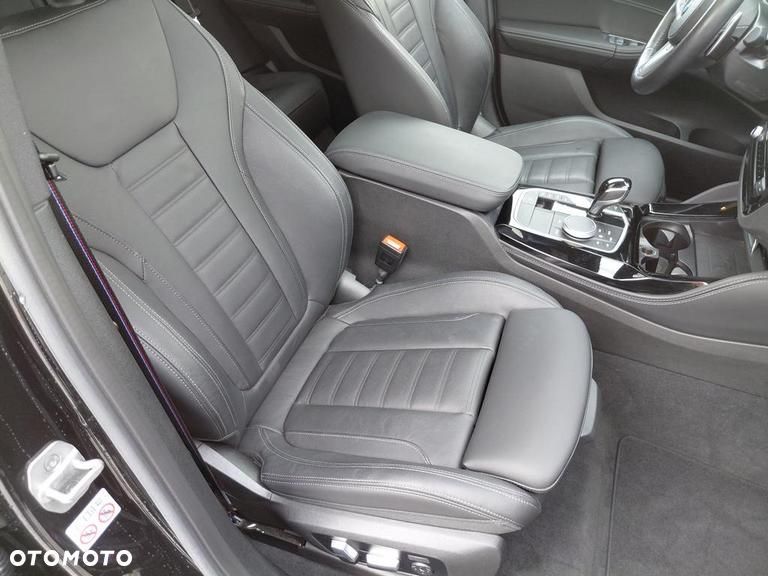 BMW X4 xDrive30d mHEV M Sport sport - 32