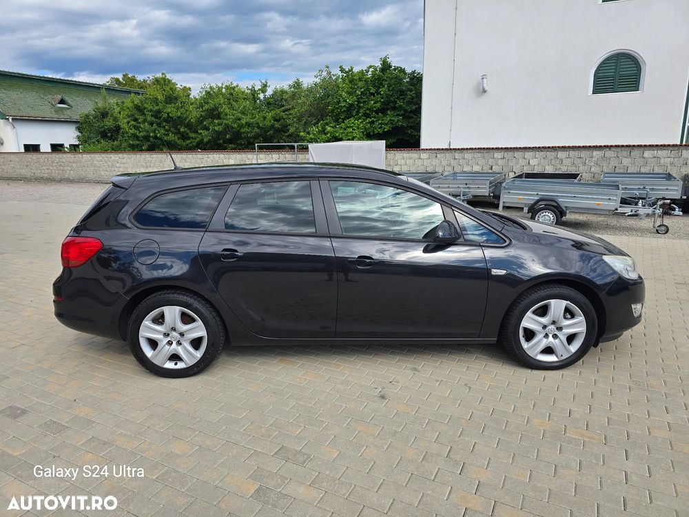 Opel Astra 1.7 CDTI Essentia - 17