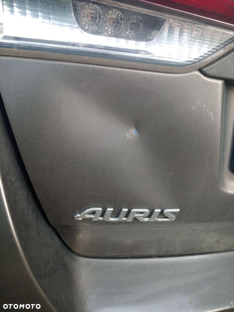 Toyota Auris 1.6 Premium - 9