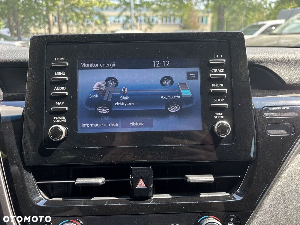 Toyota Camry 2.5 Hybrid Comfort CVT - 18