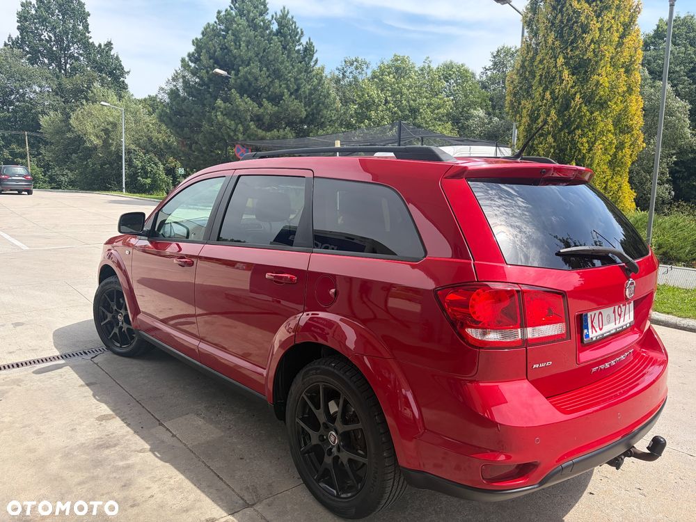 Fiat Freemont 2.0 Multijet Lounge AWD - 4