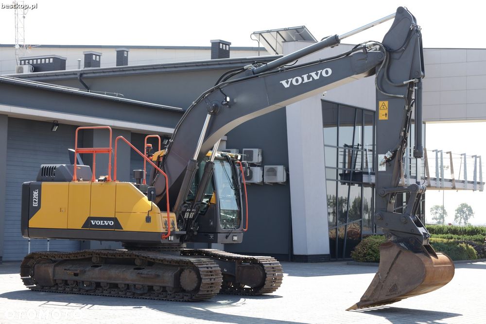 Volvo EC220EL - 12