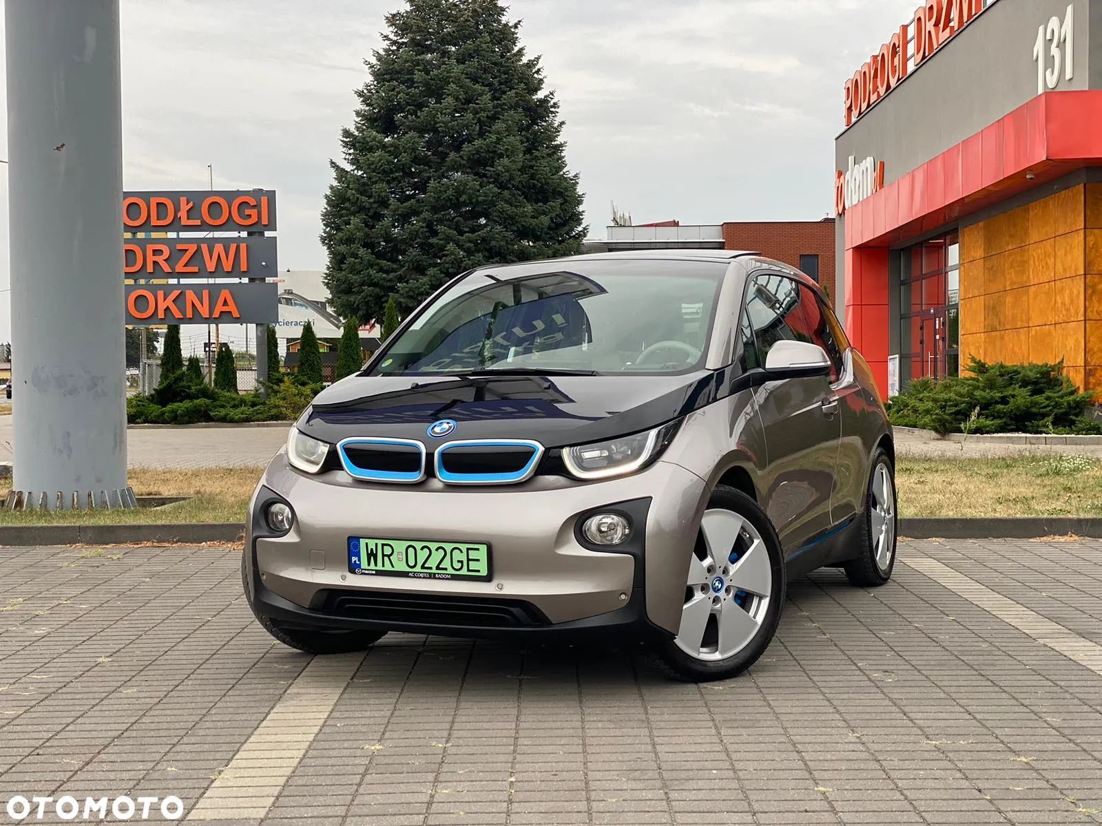 BMW i3 (60 Ah) - 1