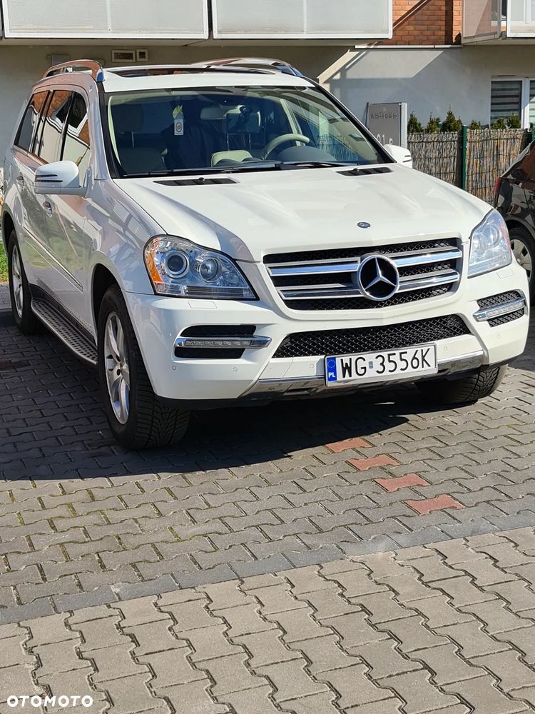 Mercedes-Benz GL - 14