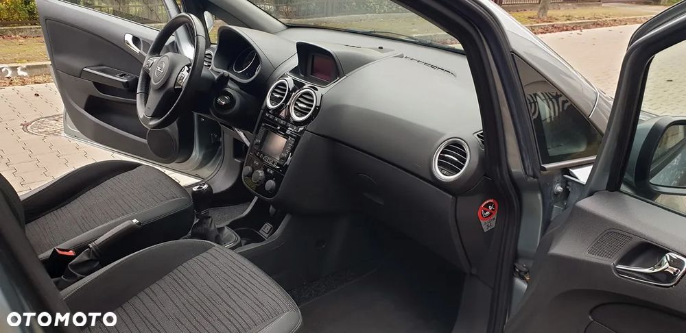 Opel Corsa 1.2 16V Edition 150 S&S - 10