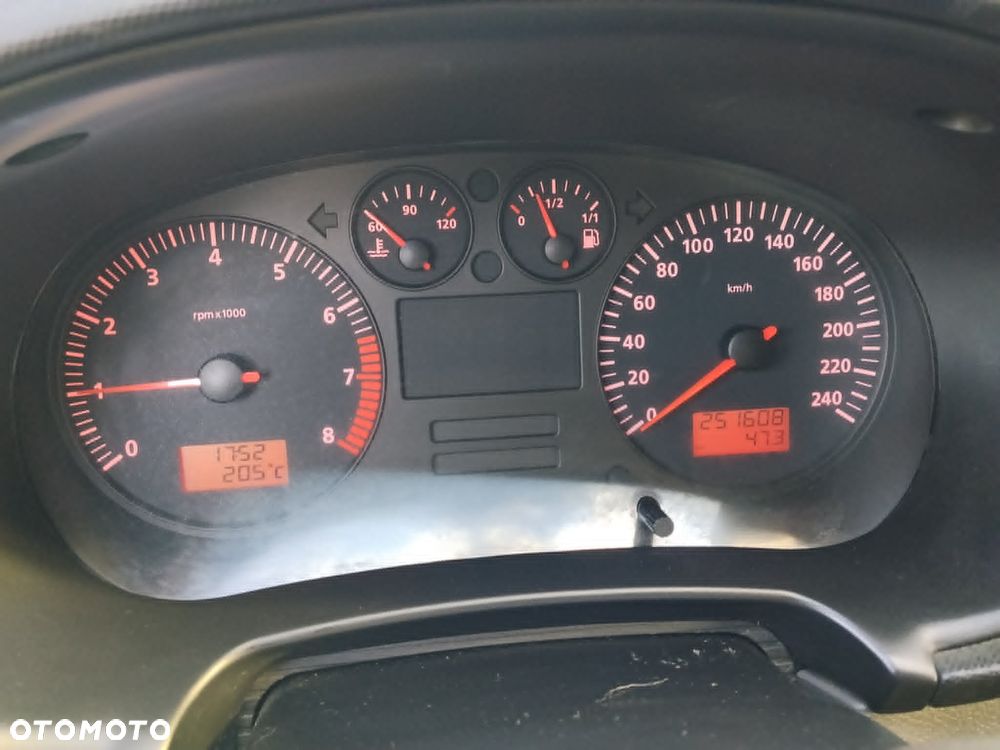 Seat Leon 1.6 Signo - 8