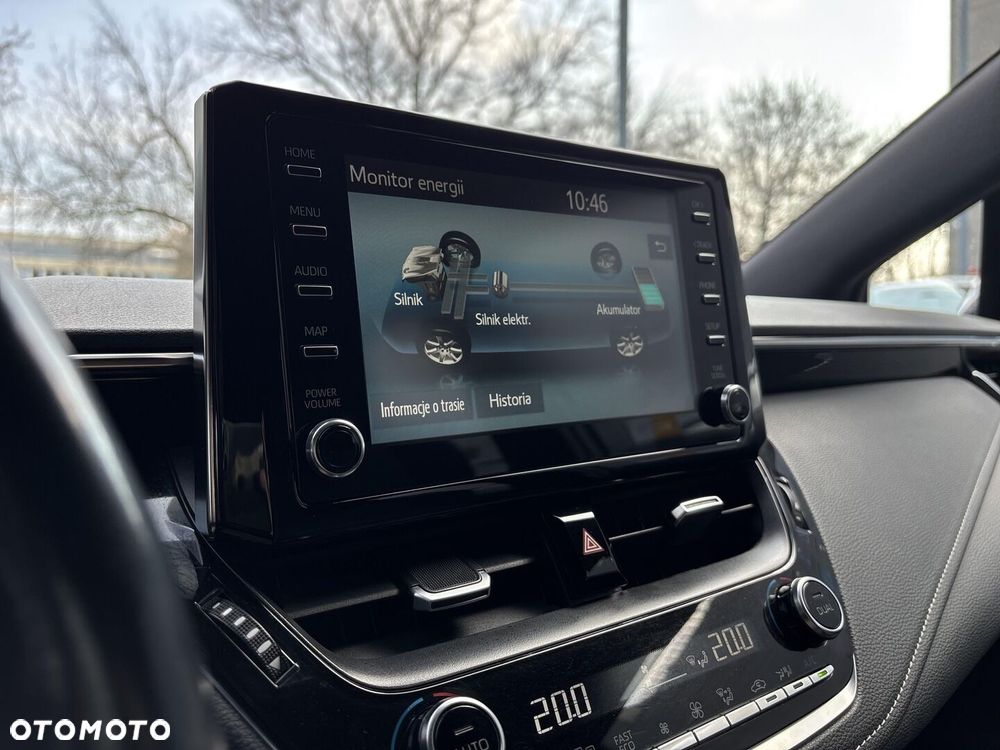 Toyota Corolla 1.8 Hybrid Comfort - 33