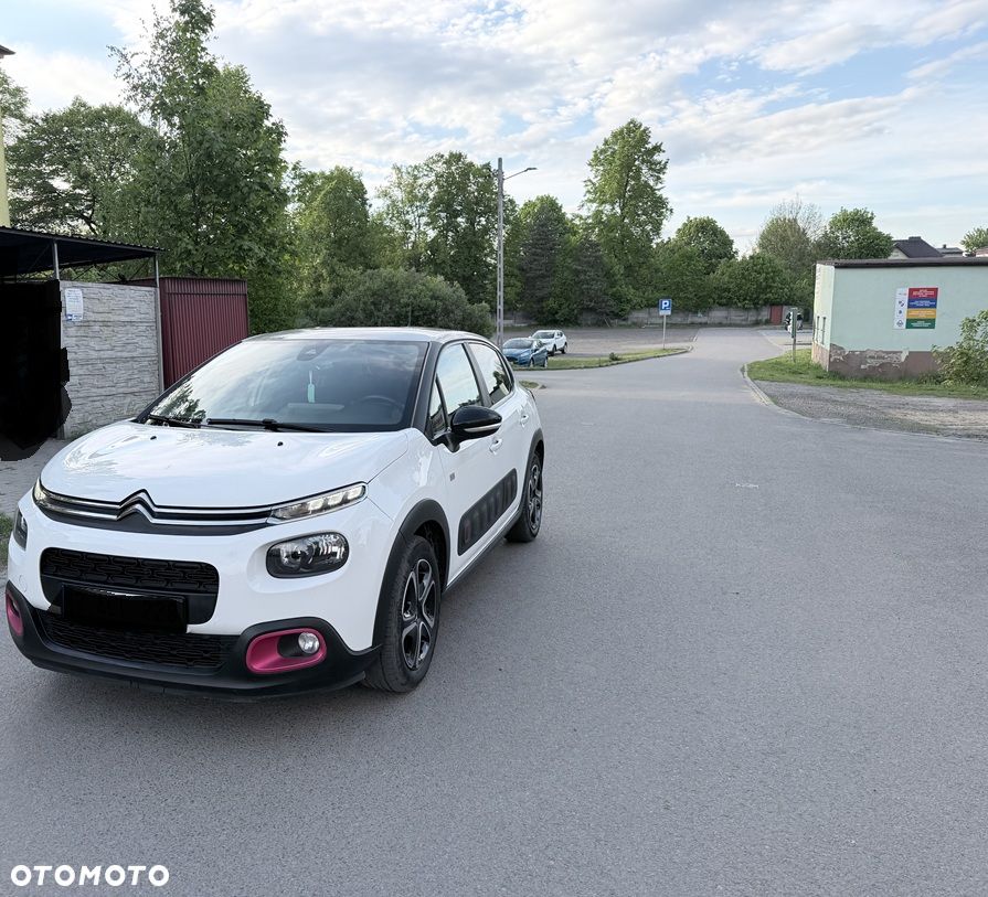 Citroën C3 1.2 PureTech Shine - 2