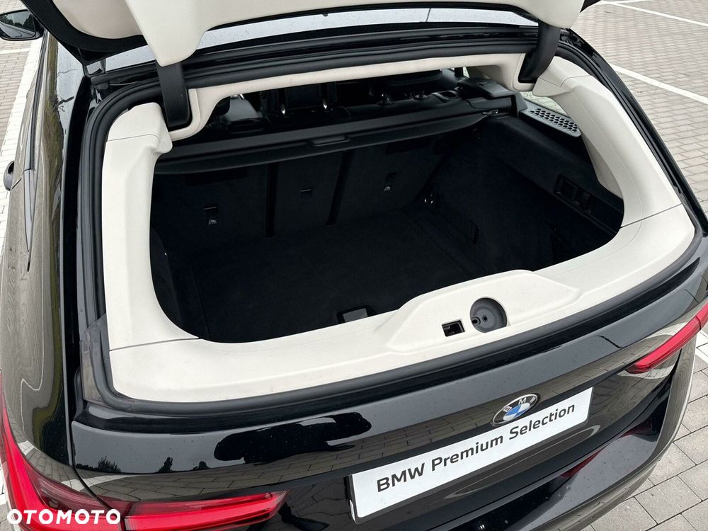 BMW Seria 3 320d Sport Line - 30