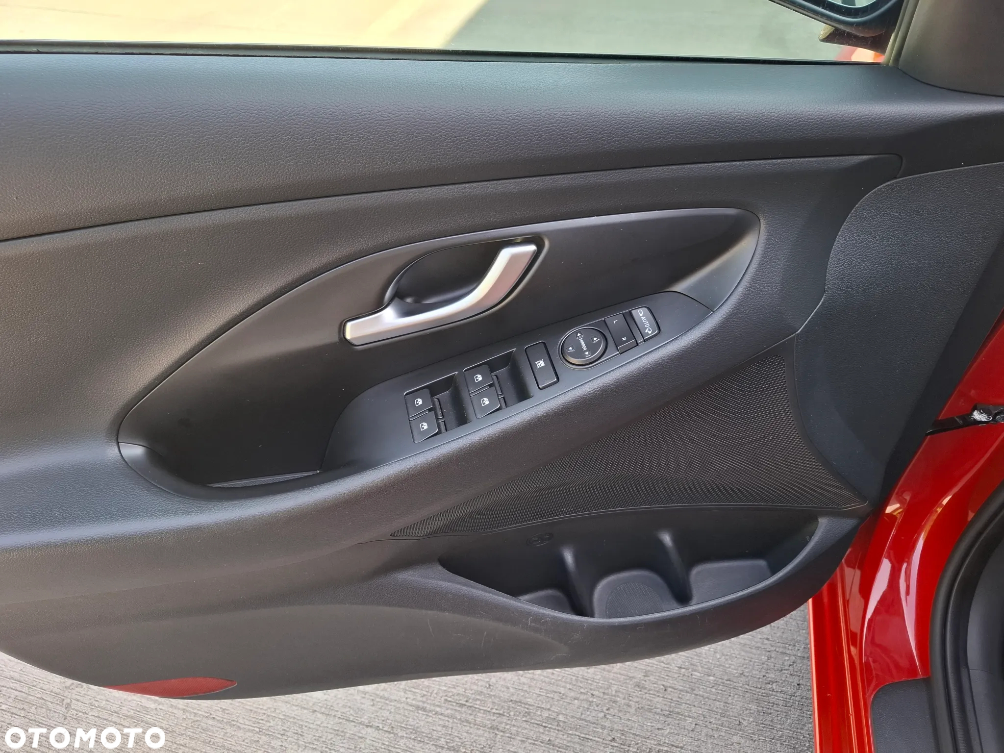 Hyundai i30 1.5 T-GDI 48V-Hybrid DCT Intro - 14