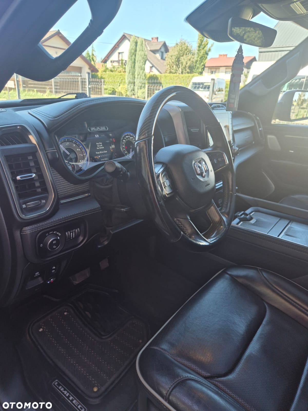 RAM 1500 - 9