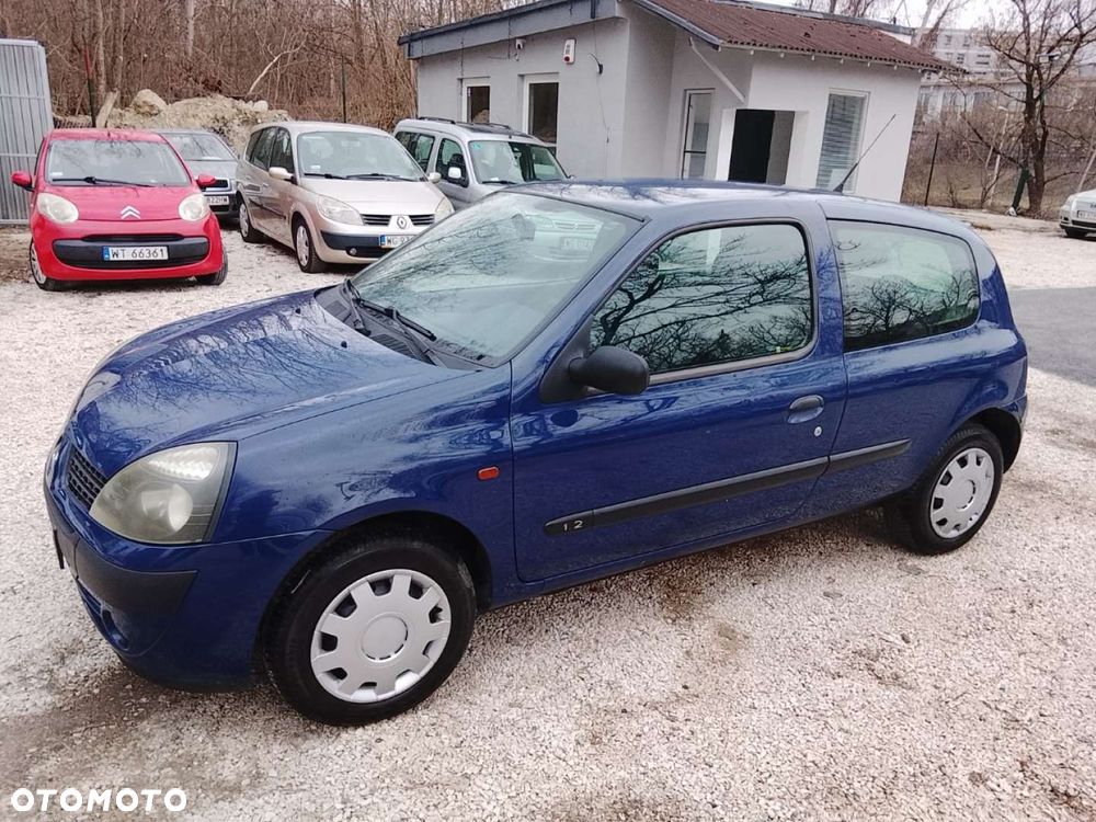 Renault Clio - 2