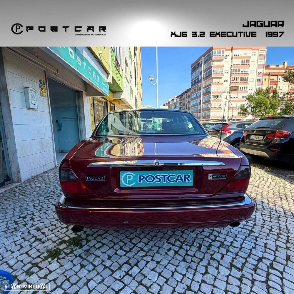 Jaguar XJ - 8