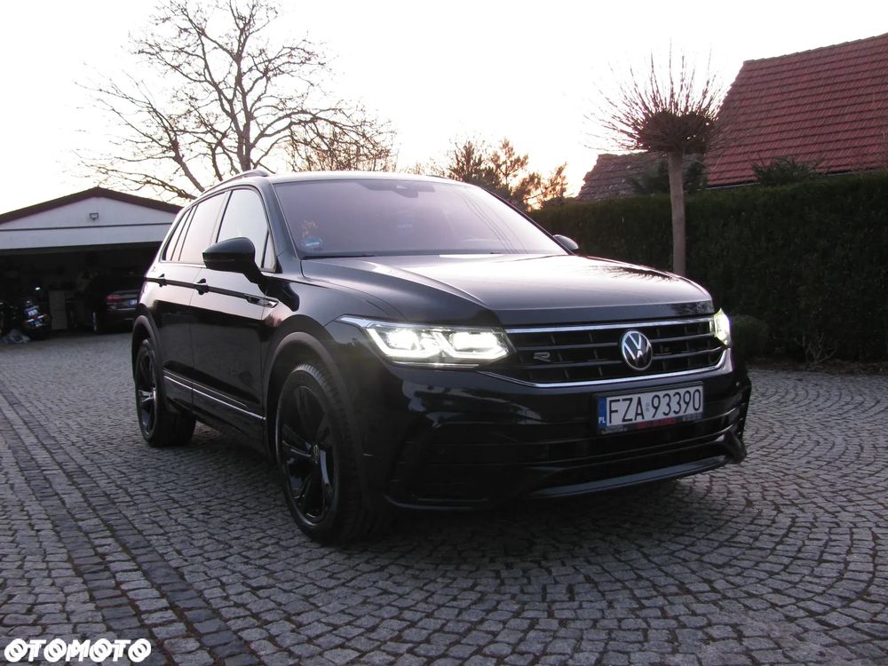 Volkswagen Tiguan 2.0 TDI SCR 4MotION DSG R-Line - 36
