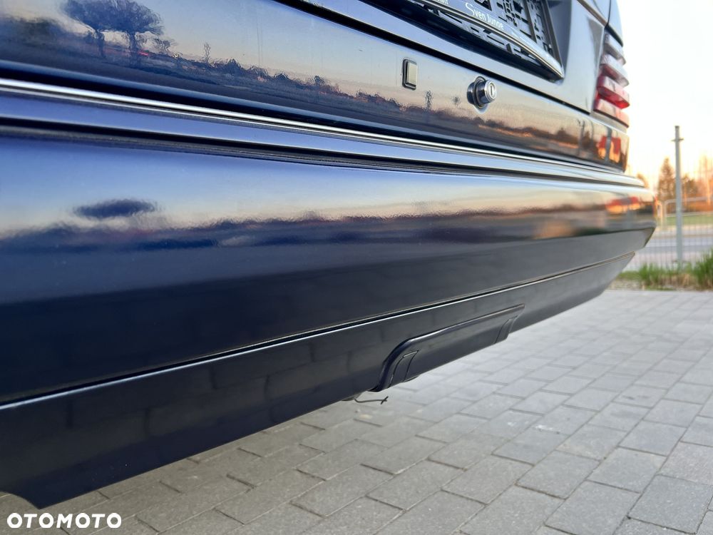 Mercedes-Benz Klasa E 260 - 11