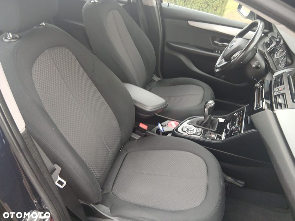 BMW Seria 2 218d xDrive Luxury Line - 33