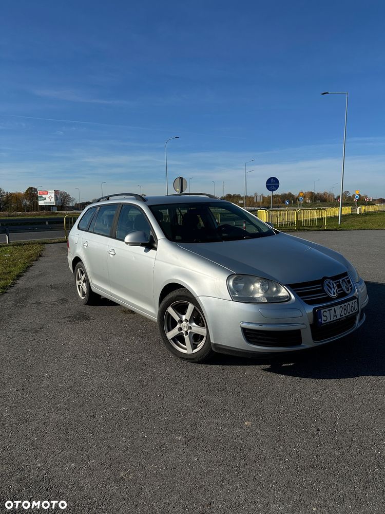 Volkswagen Golf V 1.9 TDI Comfortline - 1