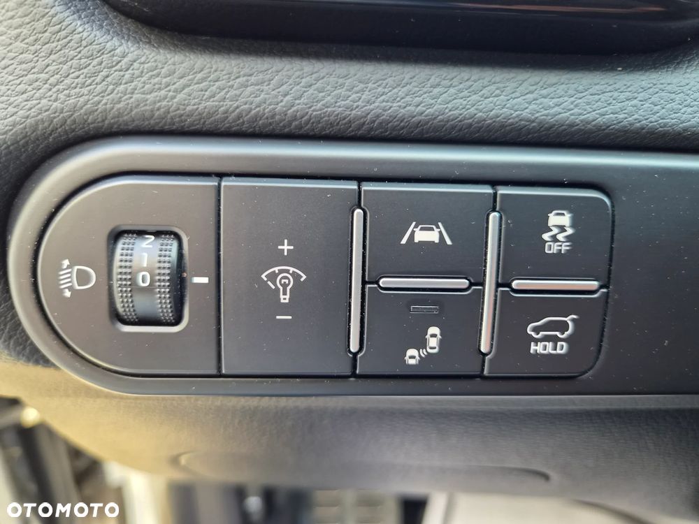 Kia XCeed - 28
