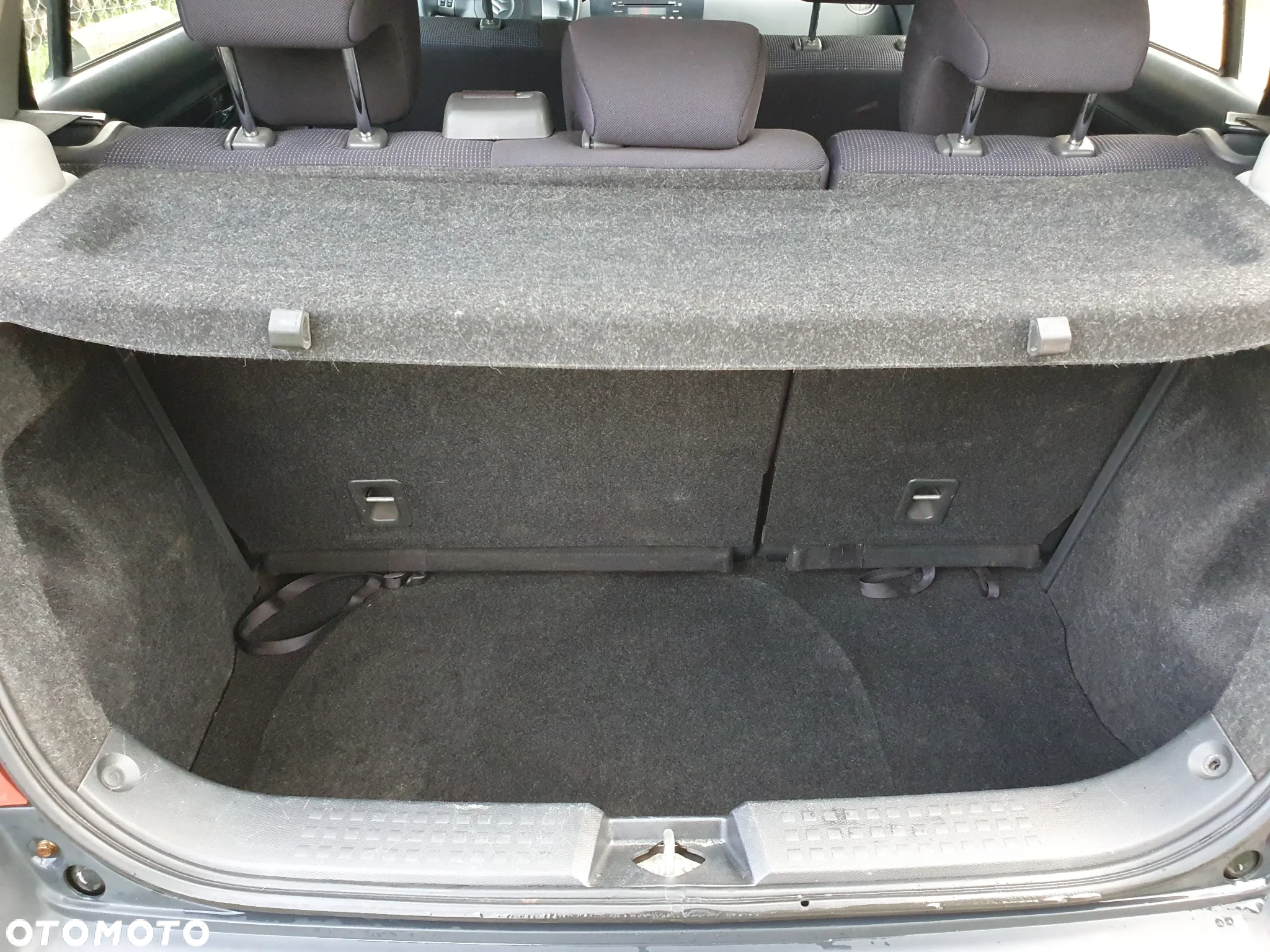 Suzuki Swift - 10