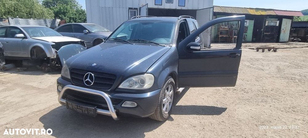 Dezmembram Mercedes ML 270CDI - 3