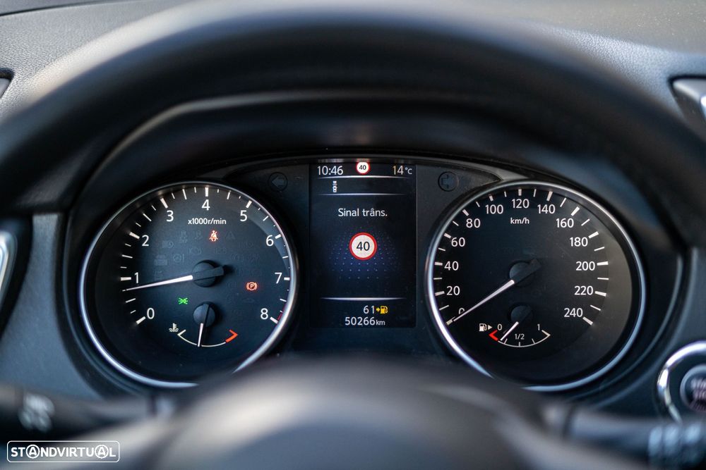 Nissan Qashqai 1.2 DIG-T N-Connecta 18 - 13