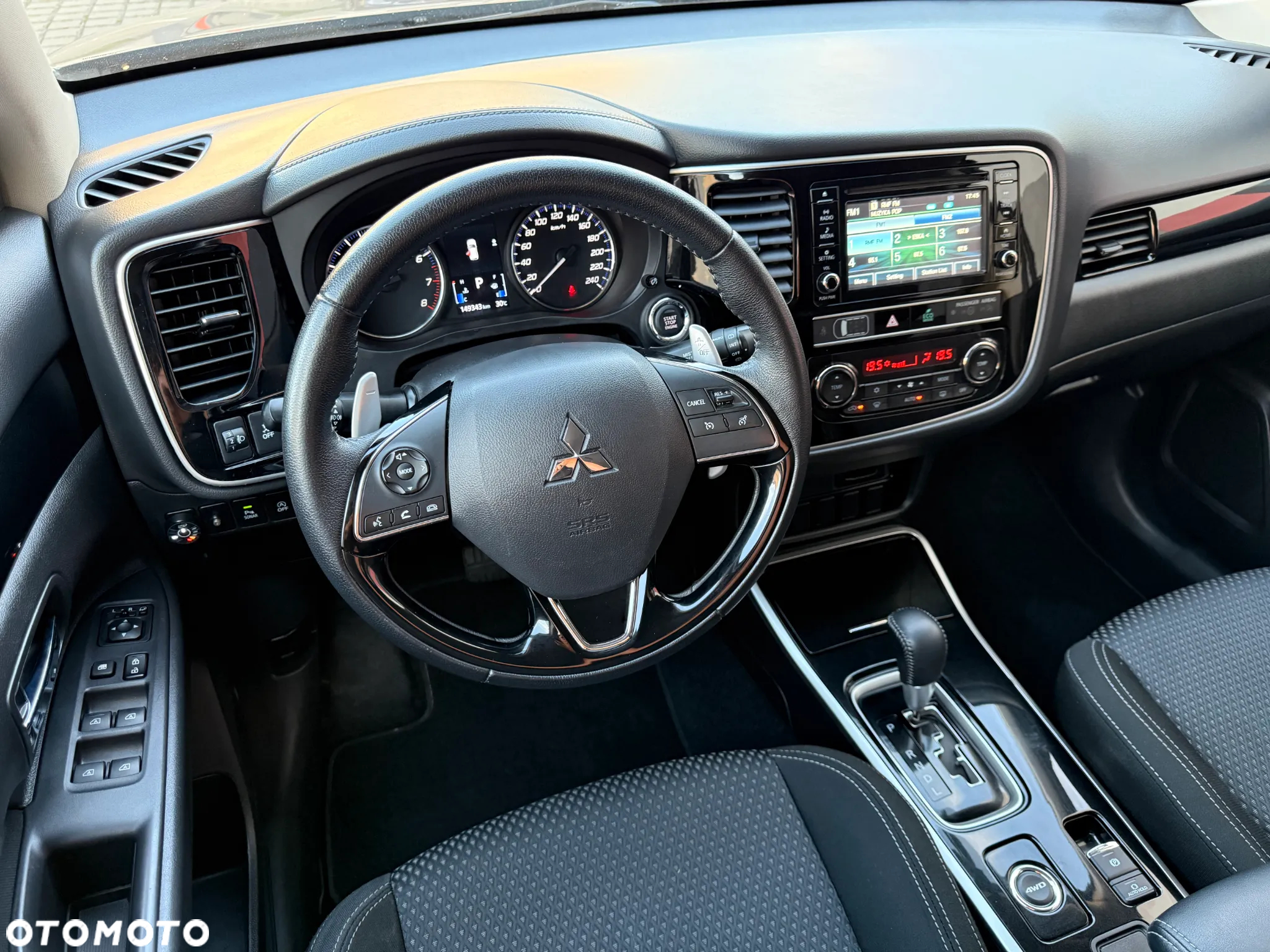 Mitsubishi Outlander 2.0 Intense Comfort 4WD CVT - 8