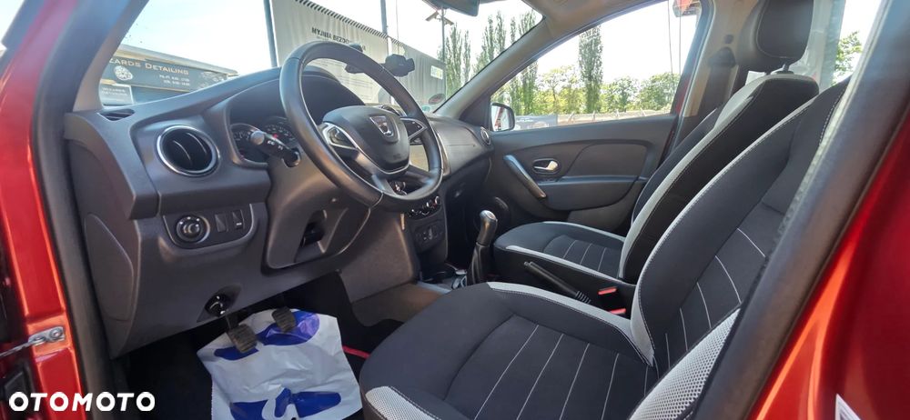 Dacia Sandero Stepway 0.9 TCe Laureate S&S - 27