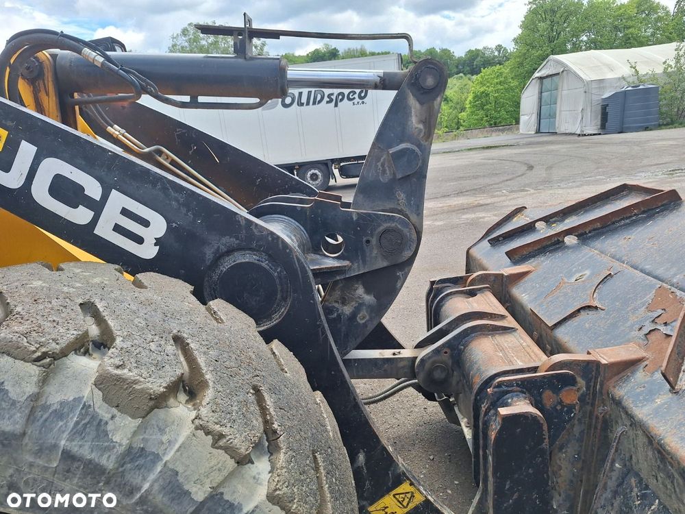 JCB 426 Ezx - 27