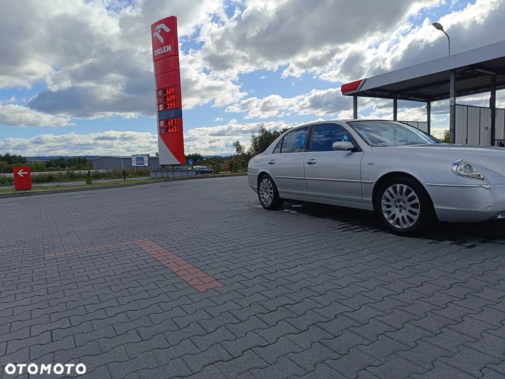 Lancia Thesis - 2
