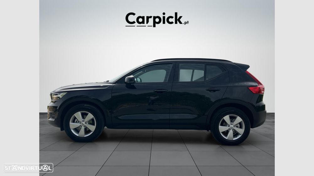 Volvo XC 40 1.5 T3 Momentum Tech Edition - 3