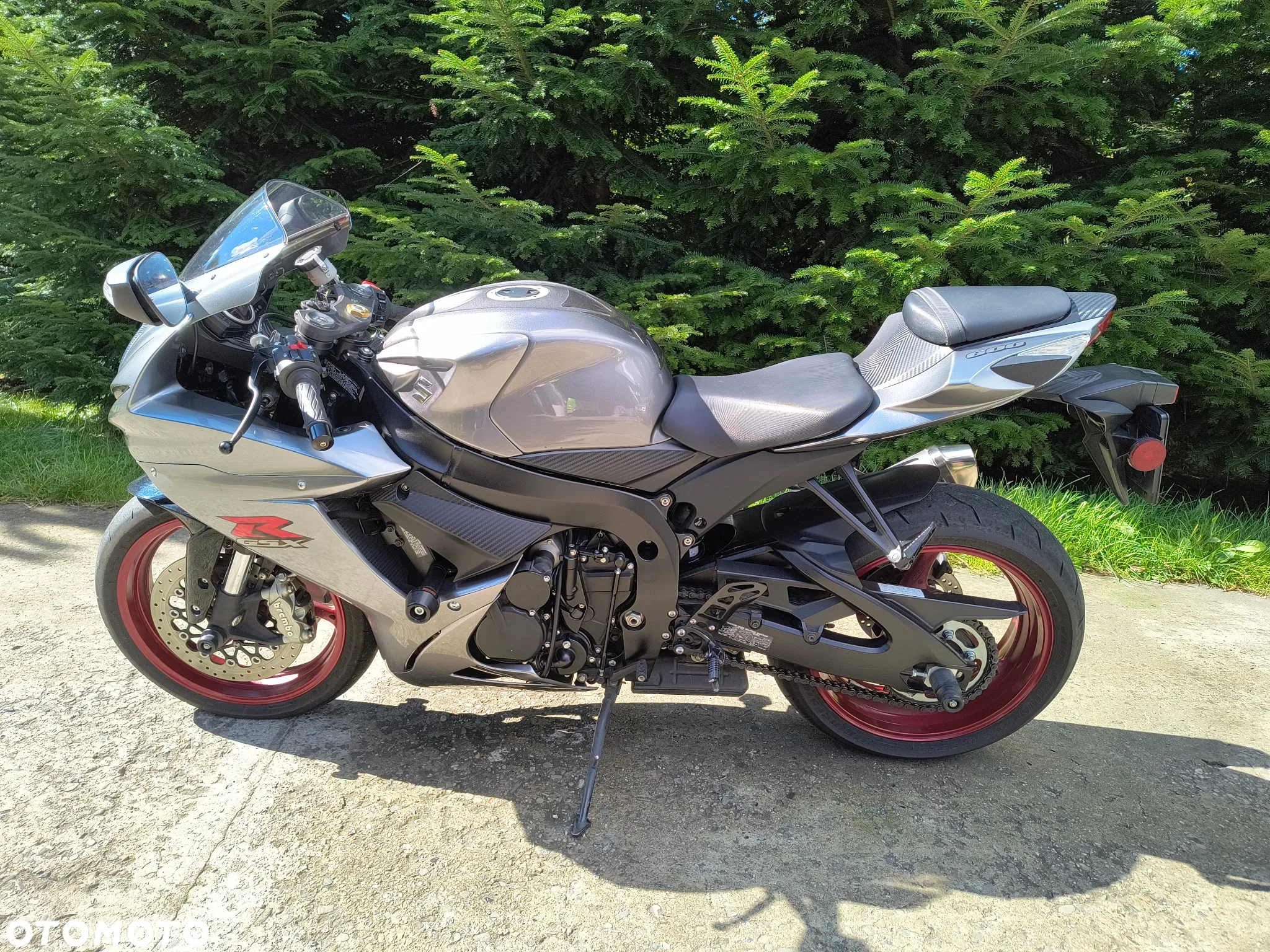 Suzuki GSX-R - 4