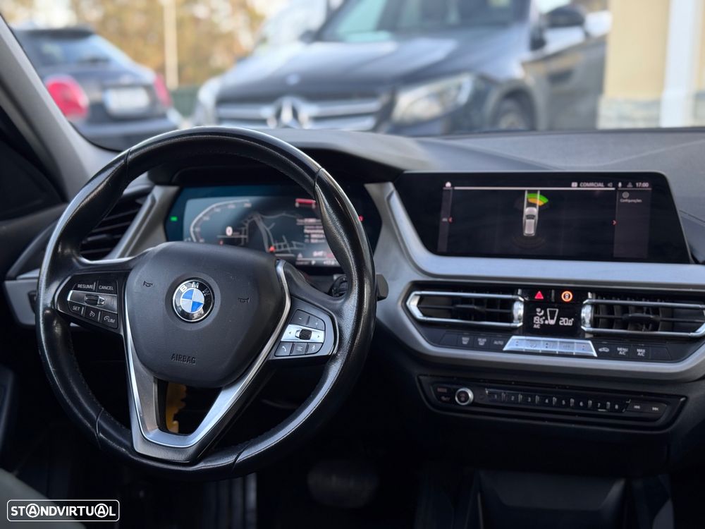 BMW 116 d Aut. Sport Line - 8