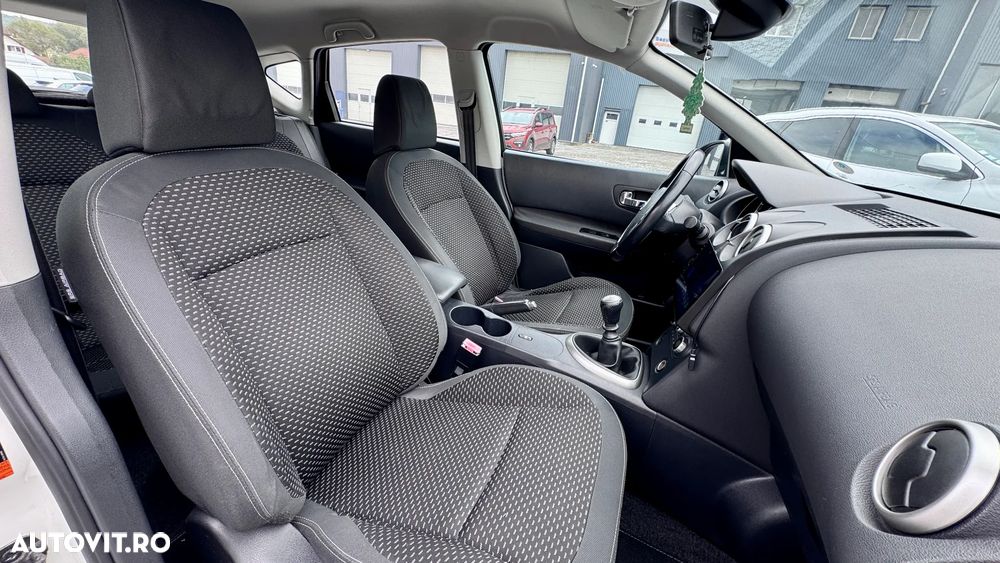 Nissan Qashqai - 13