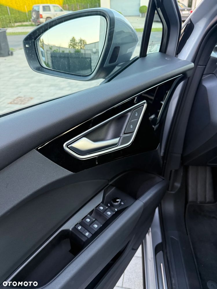 Audi Q4 e-tron 40 77kWh S Line - 10